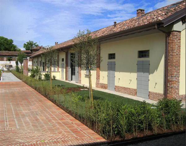 Cascina Vione – Affacci sui giardini privati